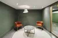 H Regas Adults Only - 2-Star
