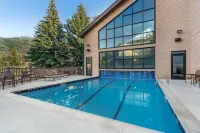 Bluegreen's StreamSide at Vail - Pools