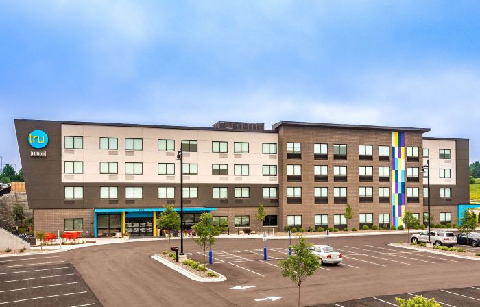 Tru by Hilton Madison West