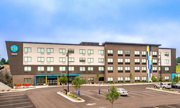 Tru by Hilton Madison West