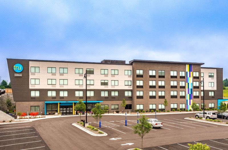 Tru by Hilton Madison West
