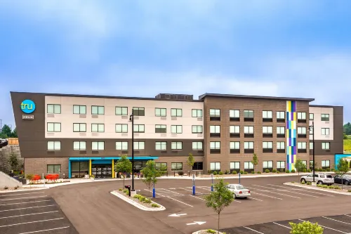 Tru by Hilton Madison West - 3-Star