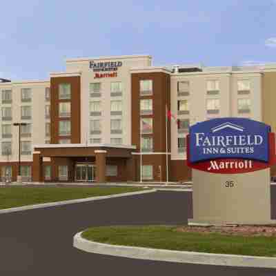 Fairfield Inn & Suites Toronto Airport Hotel Exterior