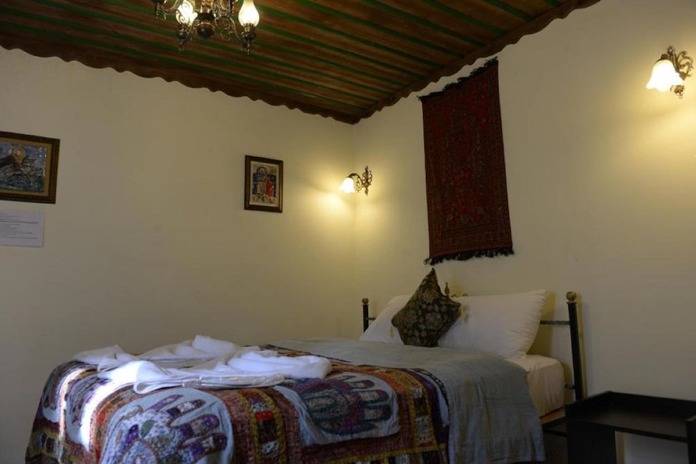 Caravanserai Cave Hotel