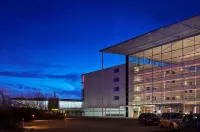 Radisson Blu Hotel London Stansted Airport Отели в г. 