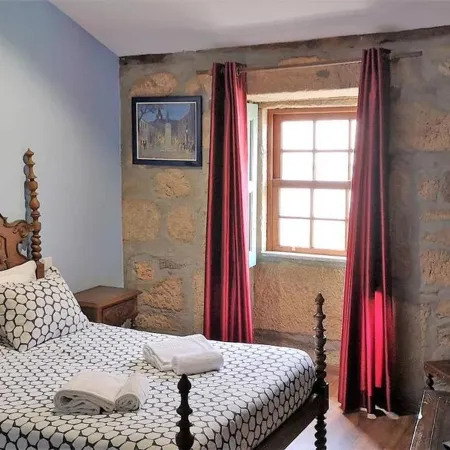 Family Double Room with Private Bathroom in Gojim - Wifi and AC