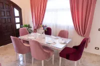 Villa Sandra_ up to 10 Persons - Feel Home Away from Home