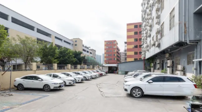 Mayday Business Hotel (Zhuhai Sam Impression City)