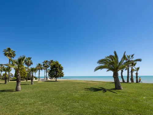 Cala Blanca - parking