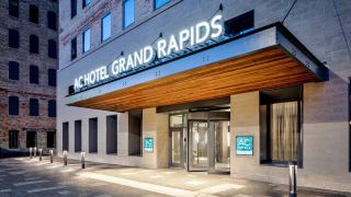 ac-hotel-by-marriott-grand-rapids-downtown