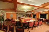 Quality Inn Regency, Nashik - فطور