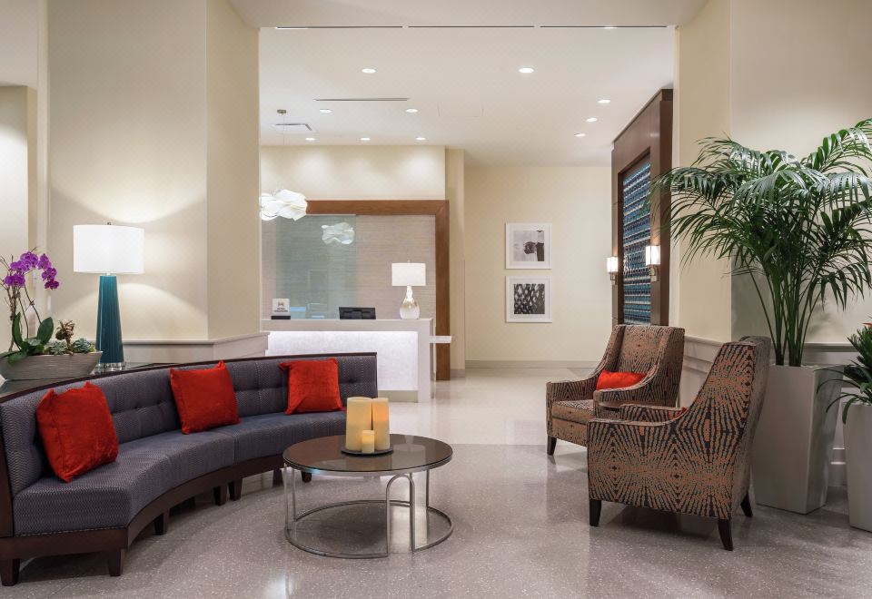 4. 힐튼 가든 인 ..