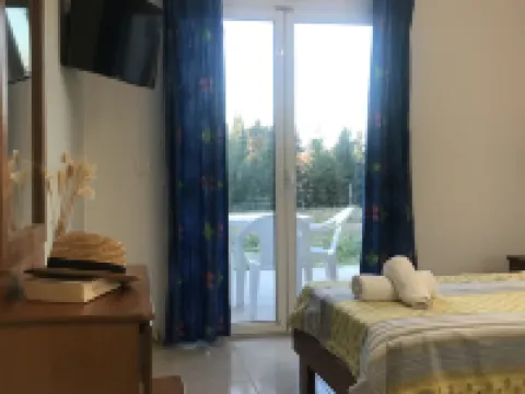 Studio in Banos Apartments with Shared Swimming Pool Hotels in Roda