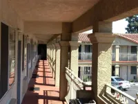Santa Ana Travel Inn Hotels in Santa Ana