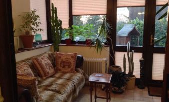 Steepleview Bed & Breakfast - Housity