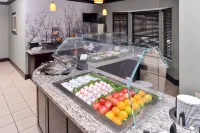 Staybridge Suites O'Fallon Chesterfield by IHG - Breakfast