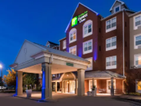Holiday Inn Express & Suites ST. LOUIS WEST-O'FALLON by IHG Hotels in St. Charles County