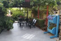 David Hostel
