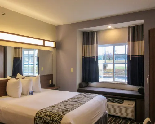 Quality Inn & Suites Caldwell I-77 Hotels in Olive Township
