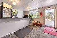 Econo Lodge Bellefonte I-99 Hotels in Boggs Township