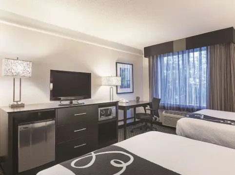 La Quinta Inn & Suites by Wyndham Fort Lauderdale Tamarac
