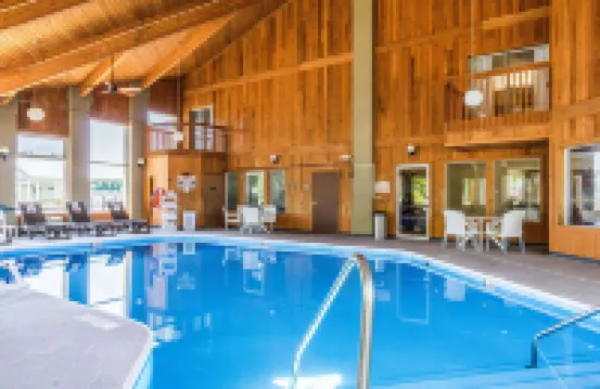 كومفورت إن نورواك - ساندسكي فنادق في میلان ٹاؤن شپ