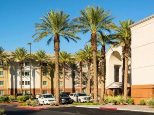 Sonesta Simply Suites Las Vegas Convention Center