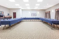 Ramada by Wyndham Pincher Creek Hotels in Pincher Creek