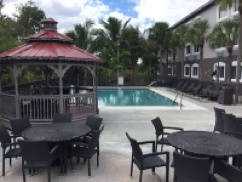 Days Inn & Suites by Wyndham Bonita Springs North Naples Hotels in Bonita Springs