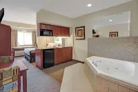 Microtel Inn & Suites by Wyndham Indianapolis Airport Các khách sạn ở Speedway