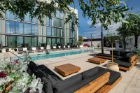 The English Hotel, Las Vegas, a Tribute Portfolio Hotel - parking