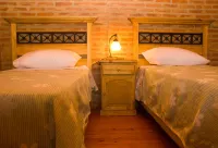 Lauquen Pilmaiquen y Spa Hotel a 