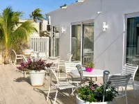 Genesis Apartments Hôtels à : Eagle Beach