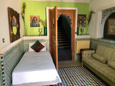 Superb Room for 5 People with Pool in Tangier