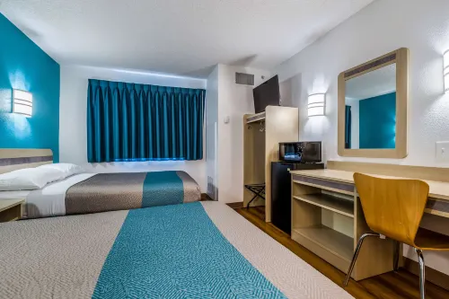 Motel 6 West des Moines, IA Hotels in Waukee