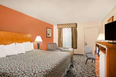 Days Inn by Wyndham Centerville Hotels in Centerville