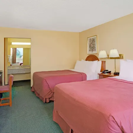 Days Inn by Wyndham Alexandria South