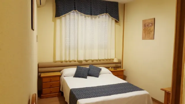 Hotel Cuatro Caños Hotel di Alcála de Henares