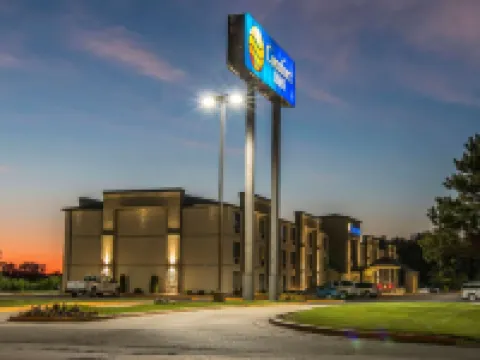 Comfort Inn Metro Airport Hotels in Romulus