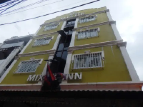 Mixok Inn