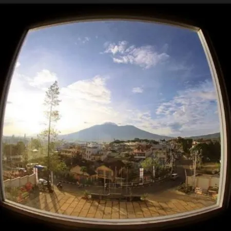 Grand Rocky Hotel Bukittinggi
