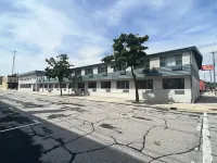 Days Inn by Wyndham Manitowoc