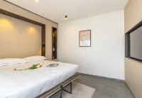 Icon H 301 Suite Micro-Living Hotels in Viganello