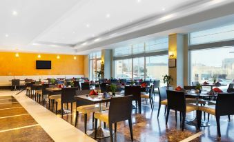 Ibis Muscat