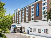 Travelodge Gatwick Airport Central - 3-Star
