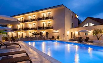 Brit Hotel Privilège Figeac
