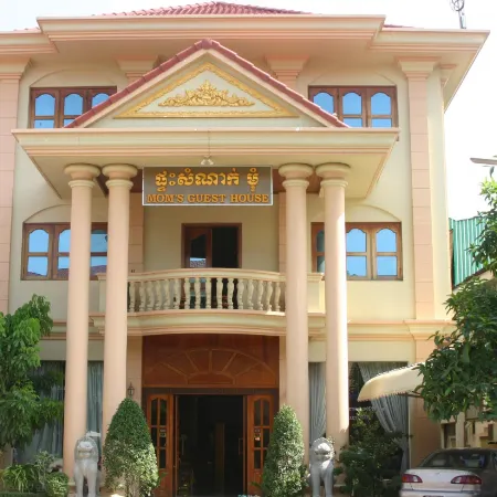Mom's Guesthouse