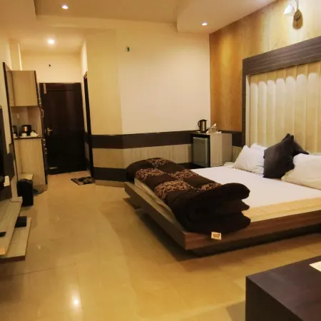 Hotel Amar Palace