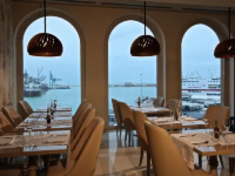 海港酒店 安科納省酒店