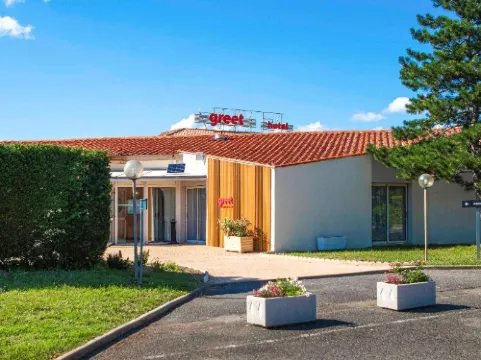 Greet Hotel Castres Saix